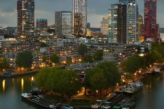 Long Term Rental - Beautiful Apt City Center Free Parking Rotterdam Netherlands