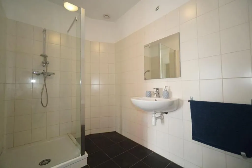Long Term Rental - Beautiful Apt City Center Free Parking Rotterdam