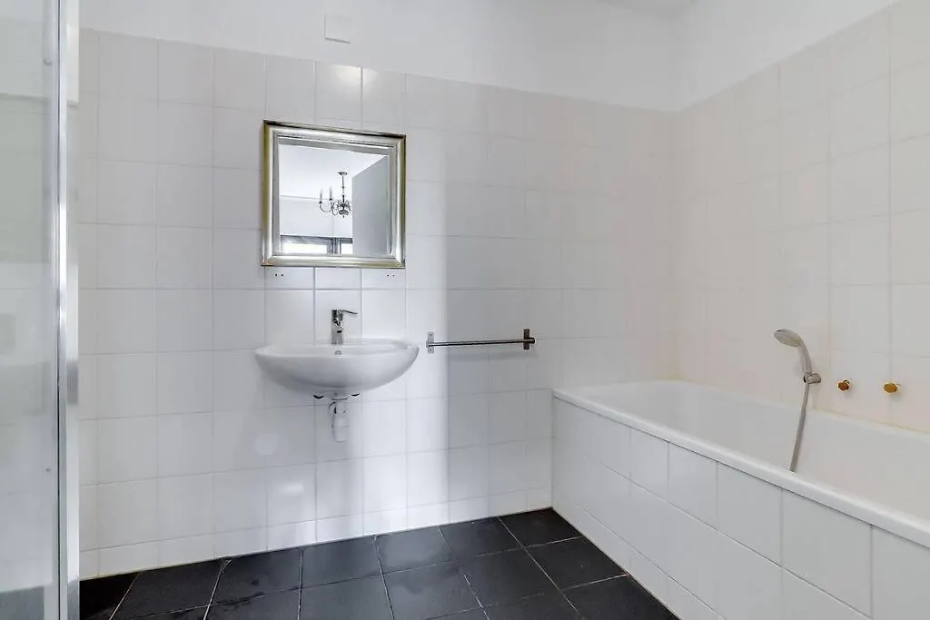 Long Term Rental - Beautiful Apt City Center Free Parking Rotterdam 0*,