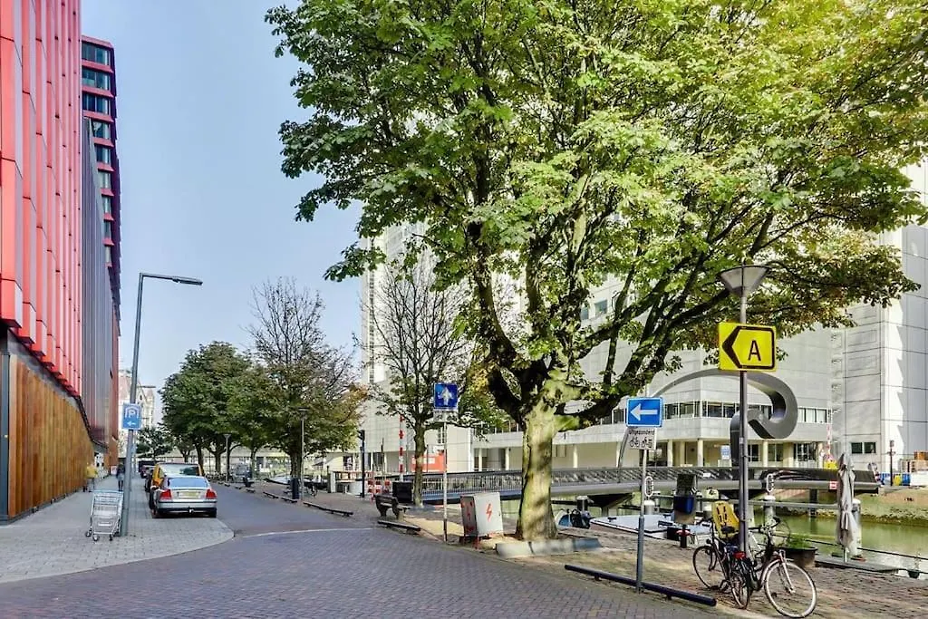 Long Term Rental - Beautiful Apt City Center Free Parking Rotterdam